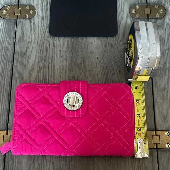 Vera Bradley Fuchsia Pink Quilted Wallet - Picture 11 of 11